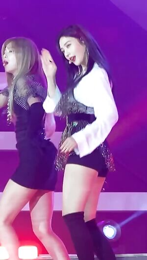 Red Velvet - Joy 🍑