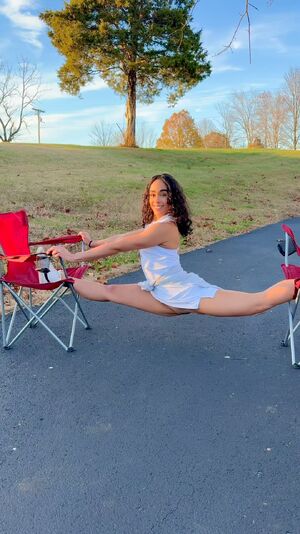 Flexible Gymnast Latina OnlyFans Petite
