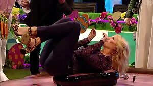 Holly Willoughby - That Ass Jiggle