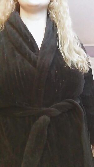 body reveal for everyone asking to see my ass 😅