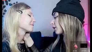 Lesbian Tongue Kissing Kinkylesbians Lesbians Sloppy