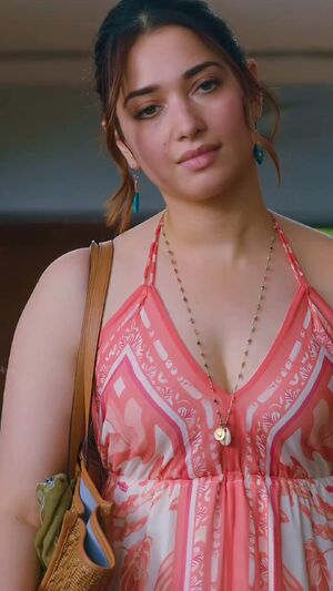 Celebs Actress Bollywood Cleavage Indian