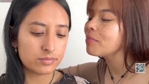 Tongue Job French Kissing Kiss Lesbian