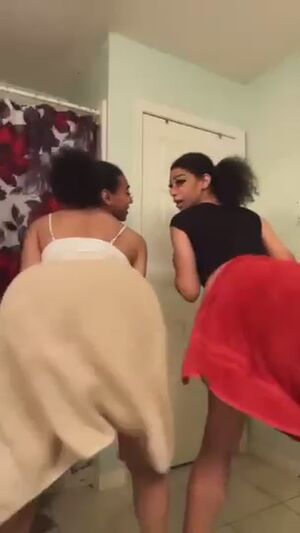 Thick Booty Transwoman Ass Clapping Sissy