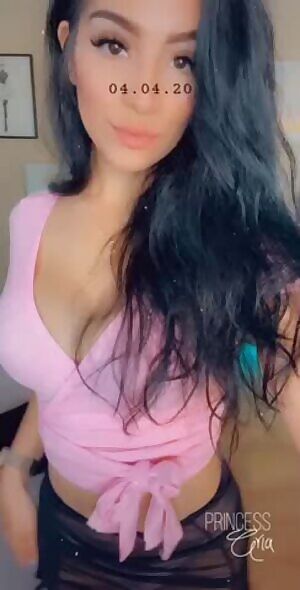 You like when I shake it? 😏