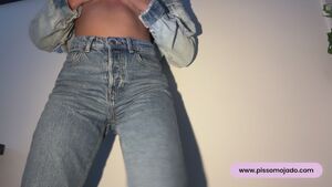 Wetting Jeans Omorashi Pee Peeing