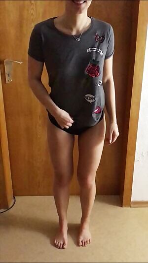 I want you to spank me 😏