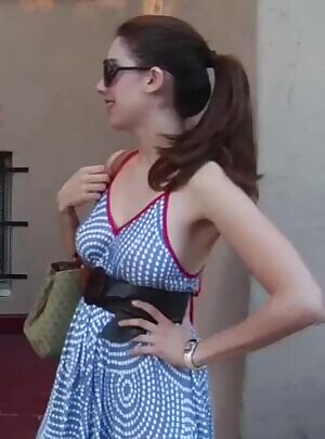 Alison Brie with a lovely little jiggle