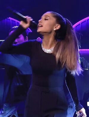 How rough & messy would it get for Ariana Grande if you had the chance to grab hold of her ponytail & pump her face?