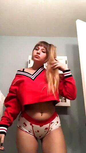 damn that body is looking to fine