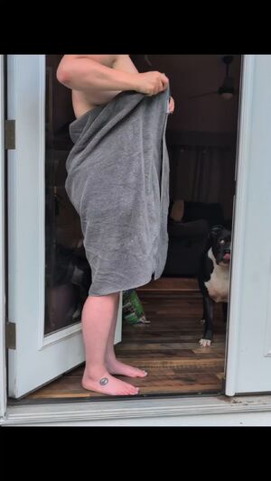 Brunette PAWGs Amateur BBW Flashing Outdoor