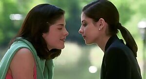 Sarah Michelle Gellar & Selma Blair