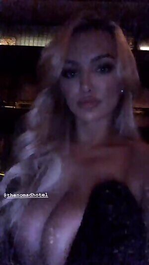 Deep cleavage at the club