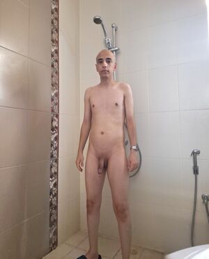 Cock on Face Bath Bathroom Big Dick