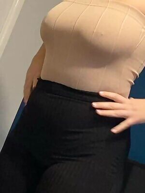 My pathetic attempt at a tit drop 😁 I’ll come back every day until you guys say it’s good enough 😈