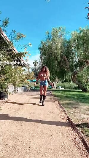 The wound of a Nets loss can only be healed by Sommer Ray's fun, sexy, confident slut energy