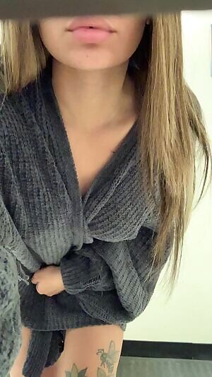 I’m super bored at work right now. Anyone want to have a Kik session?