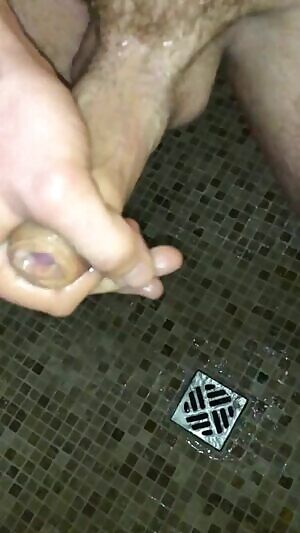 pumping cream out ;)