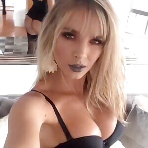 Malena in the shower