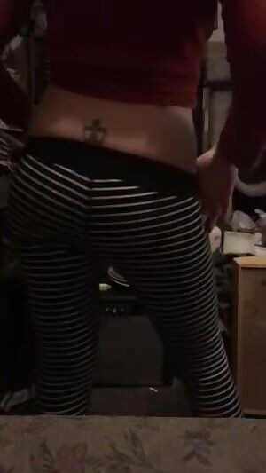 I’d rather be KIKn it with you 💋💋😍 & •• & ••  ... KIK BABYCAKESPANTY