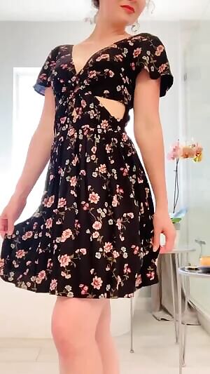 Pretty little dress reveal