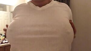 Any fans of wet shirts? 💦💦💦