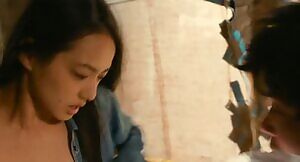 Yuki Mamiya in Wet Woman in the Wind