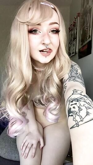 I'm so tiny and silly