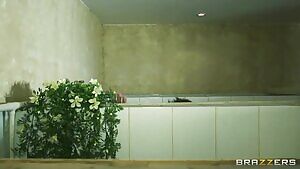 Ep-2: Hunting the Wild Squirter - with Jasmine Jae, Danny D