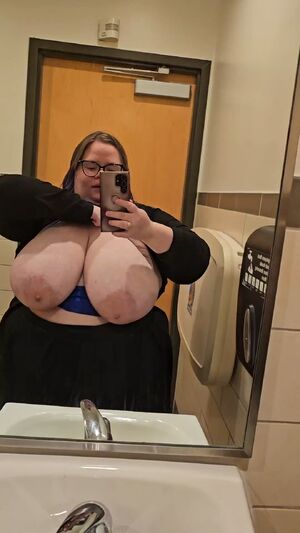 BBW Goth Babes Big Tits Boobs