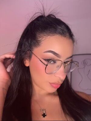 Girls Peeing/Pissing💦 Big Tits Skinny TikTok