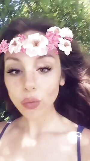 It's too sunny for for me to be inside 🌞