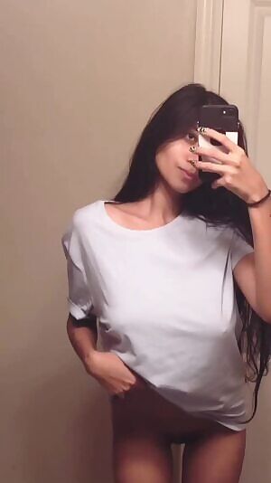 Au natural 🥥 • Socials in Bio 💕