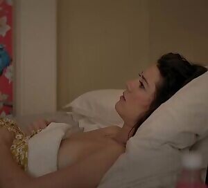 Fuck, I need to suck on and cum all over Mary Elizabeth Winstead's perky little tits