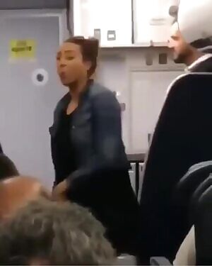 Angry Booty Shaking on Spirit Airlines