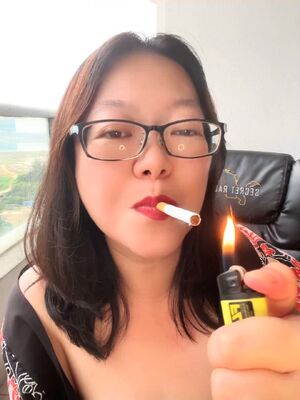 Smoking Asian Girls Chinese Clips4Sale Cute