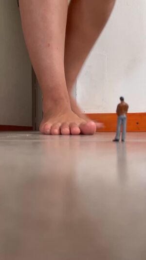 Giantess IRL Tiny Vore
