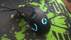 does anyone have a foot job from allison parker video