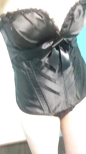 The only bad part about losing weight is when your corset is too big even at its tightest :(