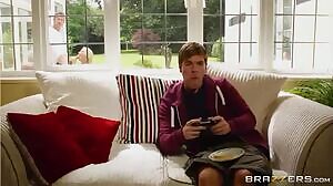 Wondering which dude has more fun