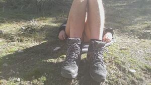 Sunbathing Hairy Natural Outdoor Pussy Spread