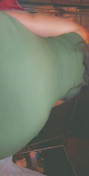 Let me dance on your lap daddy