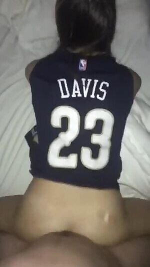 College girl doesn't quit