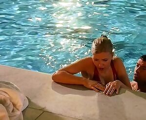 Scarlett Johannson dripping wet waiting to be fucked by the pool