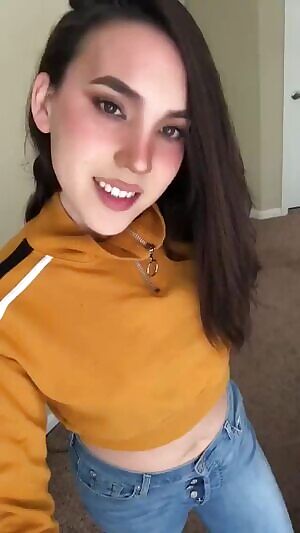 Through her jeans. Kasey Kei