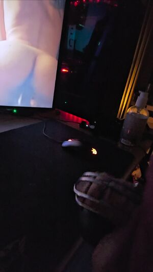 Betacuck Amateur Beta Chastity Cumshot