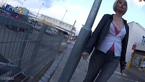 Side of the road facial