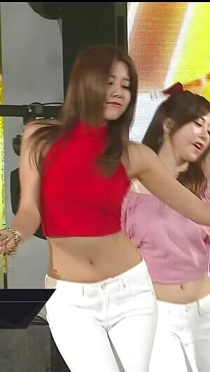 AOA - Hyjeong belly