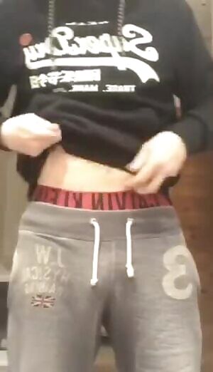 Any takers? 😳🍆