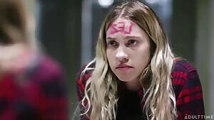 Gia Derza & Khloe Kapri: Just spend the night